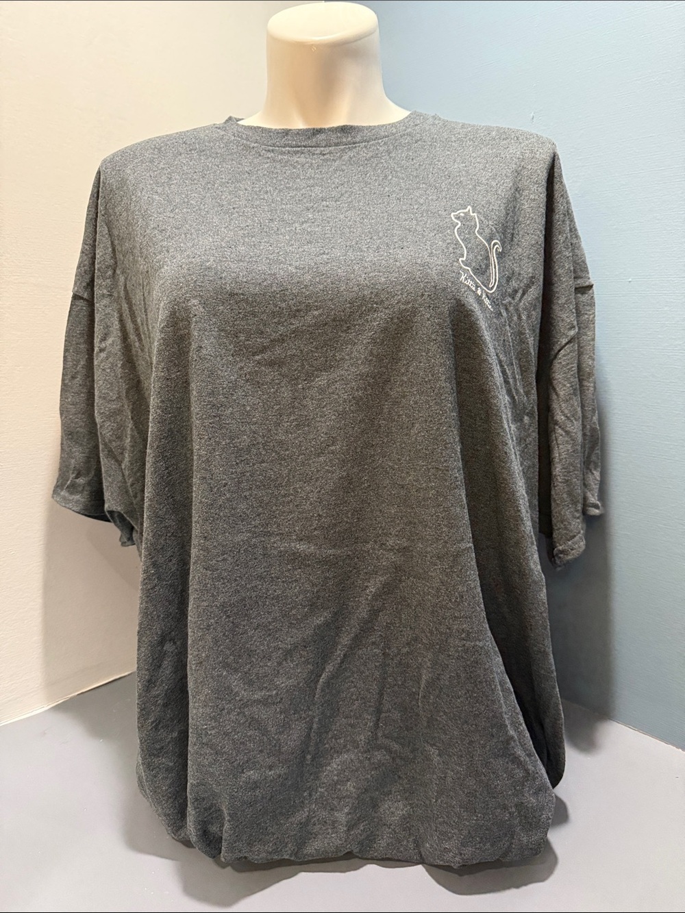Kittie Kittie Sunflower Cat Graphic Tee - Gray - Picture 3 of 5